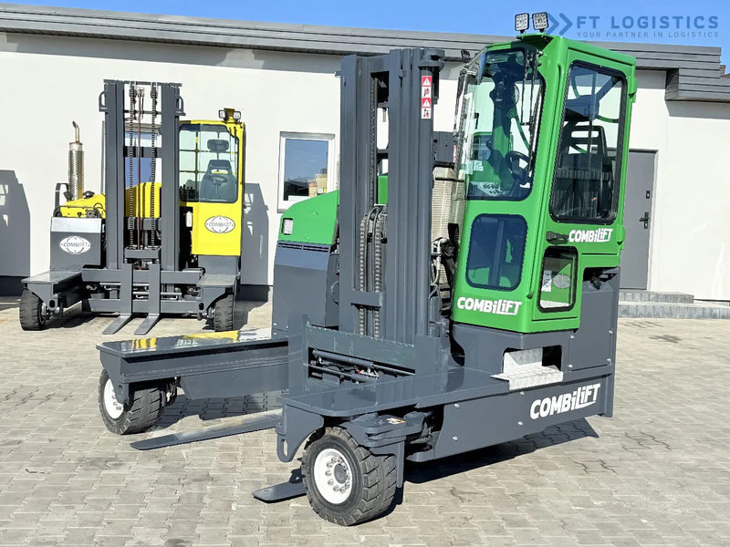 Combilift Combilift FOUR-WAY MULTIDIRECTIONAL FORKLIFT C4500 / DIESEL / TRIPLEX 4900MM / ONLY 4854 HOURS / FORK POSITIONER / FULL CABIN – - Empilhador de 4 vias: foto 2 Combilift Combilift FOUR-WAY MULTIDIRECTIONAL FORKLIFT C4500 / DIESEL / TRIPLEX 4900MM / ONLY 4854 HOURS / FORK POSITIONER / FULL CABIN – - Empilhador de 4 vias: foto 2