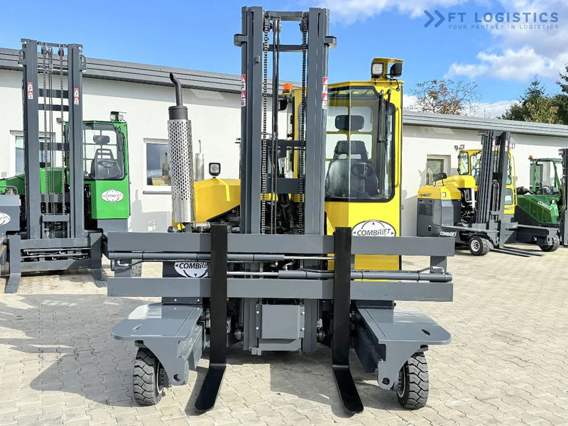 Combilift FOUR-WAY / MULTI-DIRECTIONAL FORKLIFT / ONLY 491 HOURS / C2500 / GAS / DUPLEX 4600MM / SHORT – ONLY 1900MM / WIDTH 2700MM WITH F - Empilhador de 4 vias: foto 4 Combilift FOUR-WAY / MULTI-DIRECTIONAL FORKLIFT / ONLY 491 HOURS / C2500 / GAS / DUPLEX 4600MM / SHORT – ONLY 1900MM / WIDTH 2700MM WITH F - Empilhador de 4 vias: foto 4