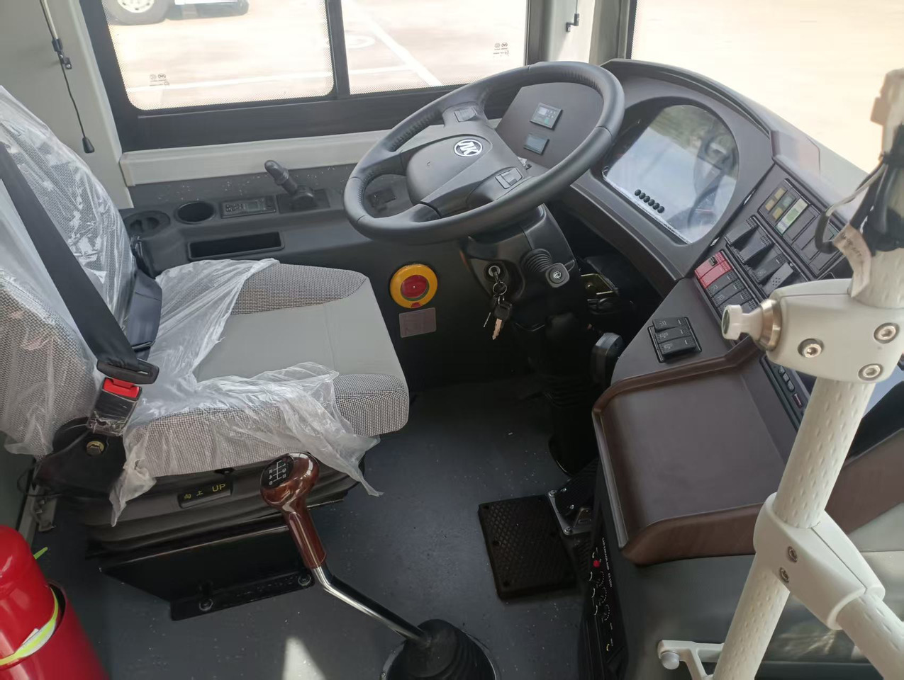 ANKAI 30 seats - Autocarro: foto 3 ANKAI 30 seats - Autocarro: foto 3