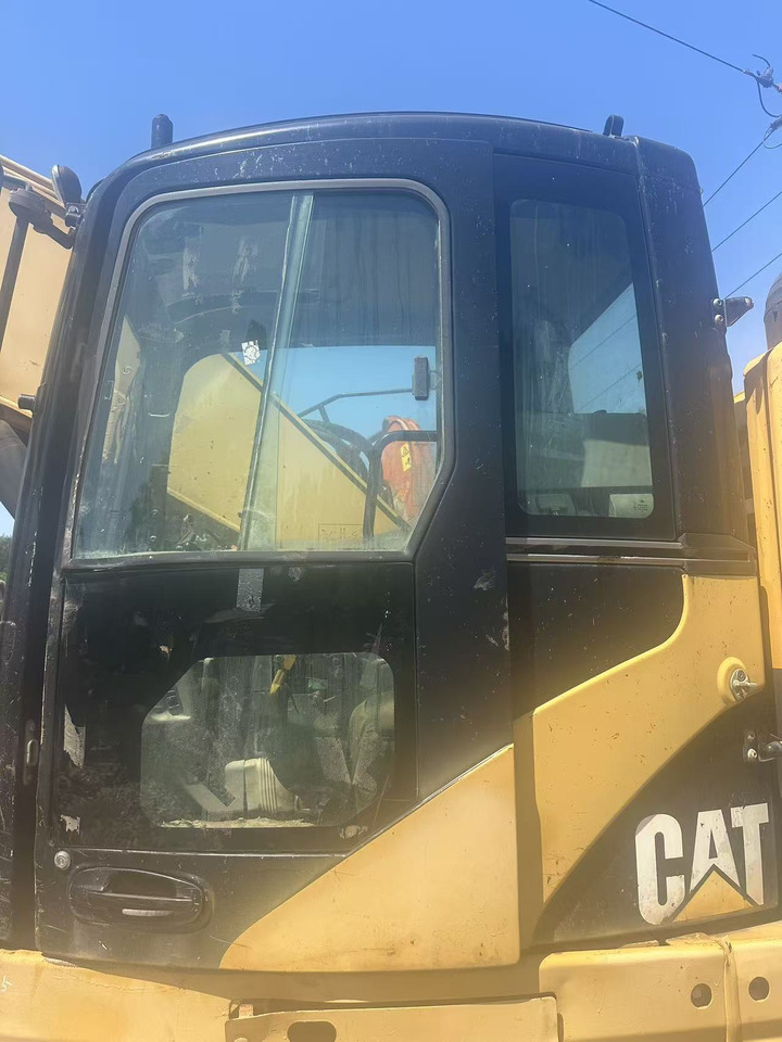 CATERPILLAR 314C - Cabine de Escavadeira: foto 5 CATERPILLAR 314C - Cabine de Escavadeira: foto 5