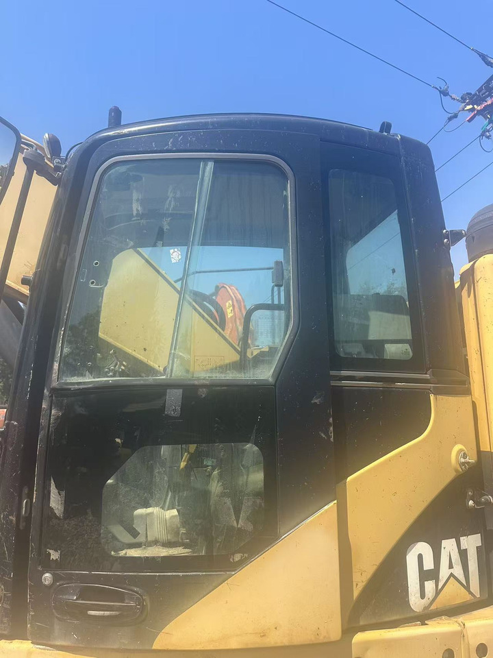 CATERPILLAR 314C - Cabine de Escavadeira: foto 4 CATERPILLAR 314C - Cabine de Escavadeira: foto 4