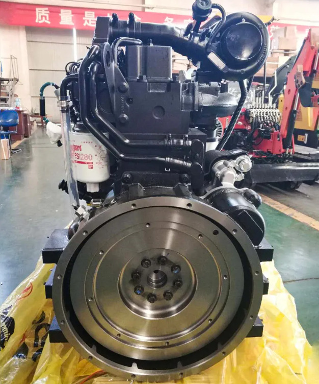 CUMMINS 6CTA8.3 - Motor de Escavadeira: foto 4 CUMMINS 6CTA8.3 - Motor de Escavadeira: foto 4