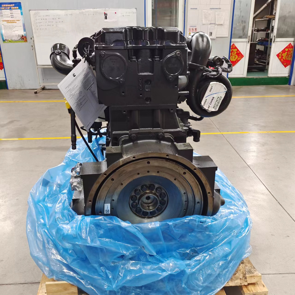CUMMINS QSX15 - Motor de Escavadeira: foto 4 CUMMINS QSX15 - Motor de Escavadeira: foto 4