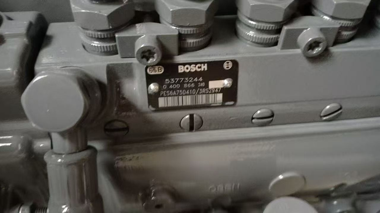 DEUTZ F4L912 - Motor de Escavadeira: foto 2 DEUTZ F4L912 - Motor de Escavadeira: foto 2