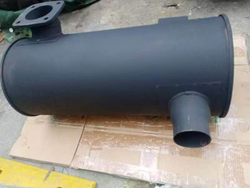 Factory price MUFFLER 6151-11-8530 6151118530 for KOMATSU S6D125 WA470 - Silenciador de Escavadeira: foto 1 Factory price MUFFLER 6151-11-8530 6151118530 for KOMATSU S6D125 WA470 - Silenciador de Escavadeira: foto 1