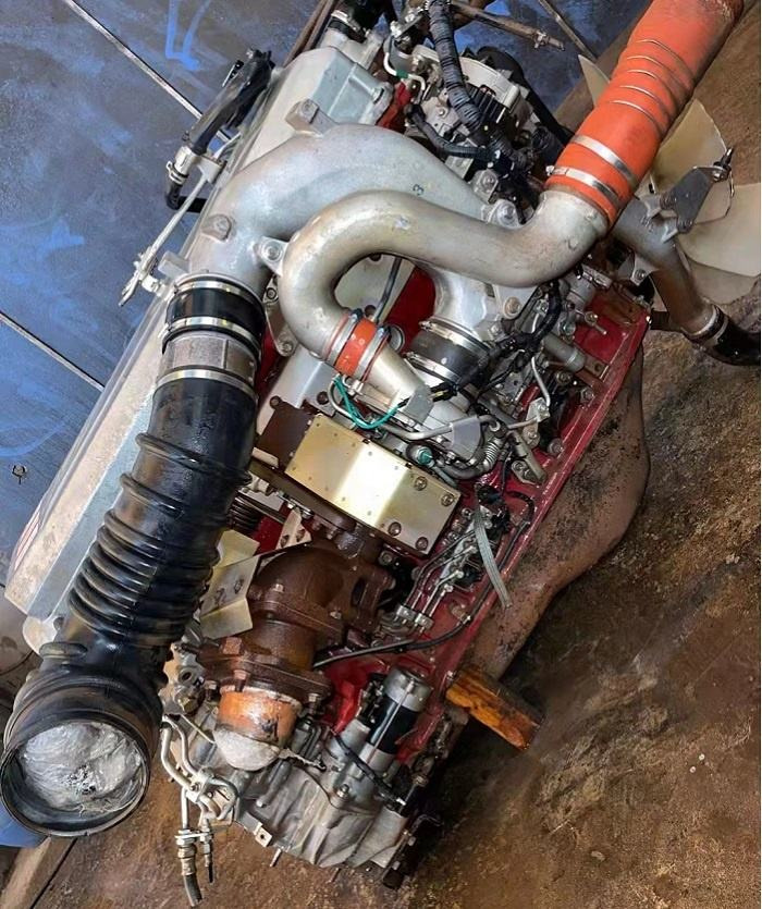 HINO E13C - Motor de Caminhão basculante: foto 2 HINO E13C - Motor de Caminhão basculante: foto 2