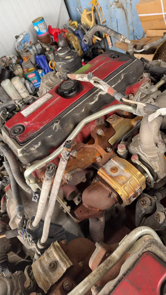 HINO N04C - Motor de Caminhão chassi: foto 3 HINO N04C - Motor de Caminhão chassi: foto 3