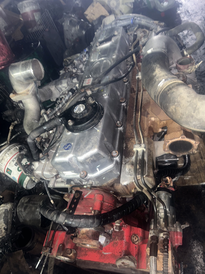 HINO p11c - Motor de Escavadeira: foto 2 HINO p11c - Motor de Escavadeira: foto 2