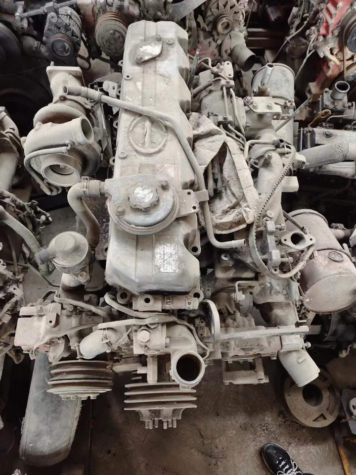 HINO p11c - Motor de Escavadeira: foto 5 HINO p11c - Motor de Escavadeira: foto 5