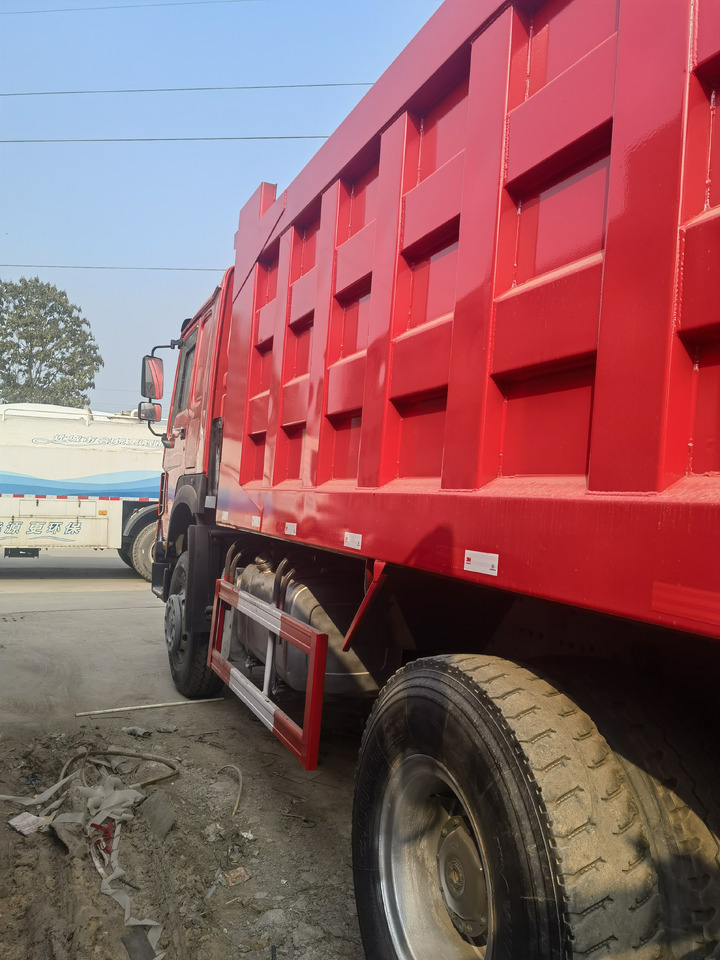 HOWO HOWO 6*4 371 dump truck - Caminhão basculante: foto 1 HOWO HOWO 6*4 371 dump truck - Caminhão basculante: foto 1