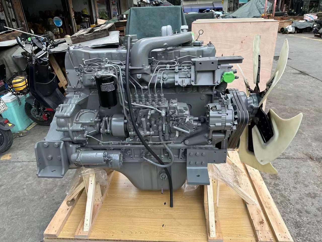 ISUZU 6SD1 - Motor de Escavadeira: foto 2 ISUZU 6SD1 - Motor de Escavadeira: foto 2