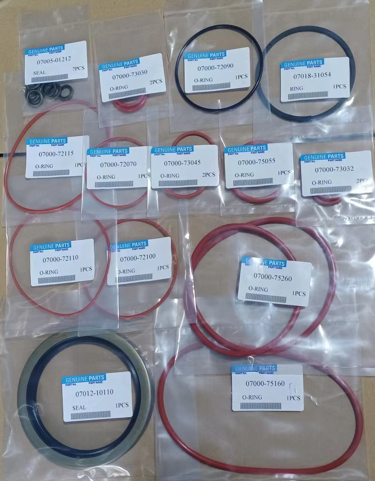 KOMATSU 07012-10110   07000-72090  07018-31054  07000-75260 - Kit de reparação de motor de Escavadeira: foto 1 KOMATSU 07012-10110   07000-72090  07018-31054  07000-75260 - Kit de reparação de motor de Escavadeira: foto 1