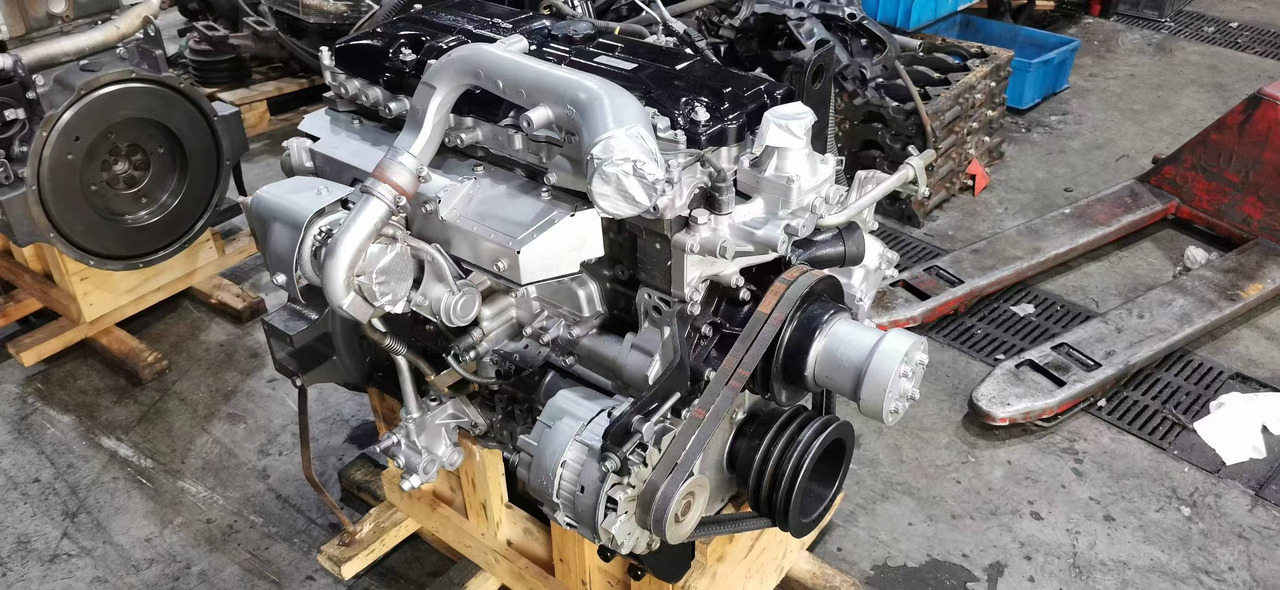 MITSUBISHI 4M50 - Motor de Escavadeira: foto 2 MITSUBISHI 4M50 - Motor de Escavadeira: foto 2