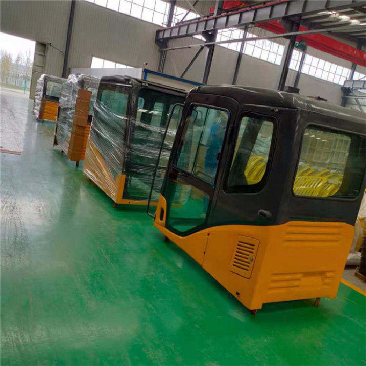 Komatsu PC130-7 PC110-7 PC120-7 PC200-7 - Cabine de Escavadeira: foto 3 Komatsu PC130-7 PC110-7 PC120-7 PC200-7 - Cabine de Escavadeira: foto 3