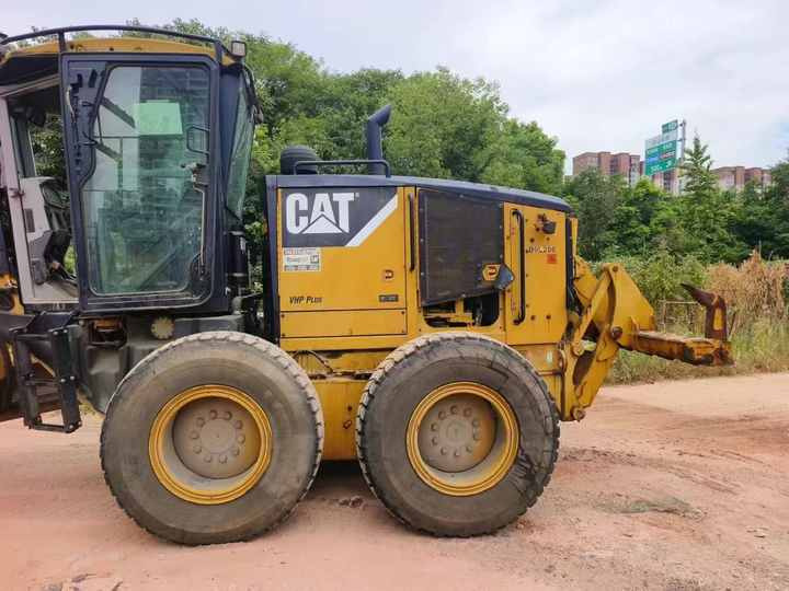 100% Original USA Used Caterpillar 160M with Very Few Hours of Use Used CAT160M Motor Grader in Very Good Condition for Sale! - Motoniveladora: foto 3 100% Original USA Used Caterpillar 160M with Very Few Hours of Use Used CAT160M Motor Grader in Very Good Condition for Sale! - Motoniveladora: foto 3