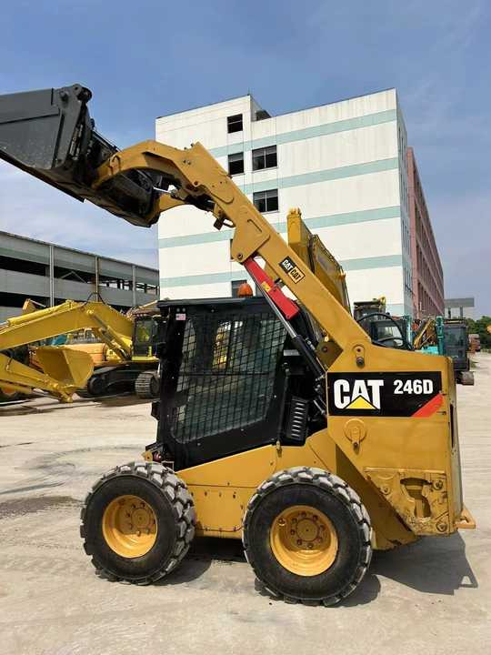 90% New Front Loader Tractor CAT 246D Skid Steer Loader / Used Cat 226B 246C 246d Mini Skid Steer Loader in Stock - Mini carregadeira: foto 5 90% New Front Loader Tractor CAT 246D Skid Steer Loader / Used Cat 226B 246C 246d Mini Skid Steer Loader in Stock - Mini carregadeira: foto 5