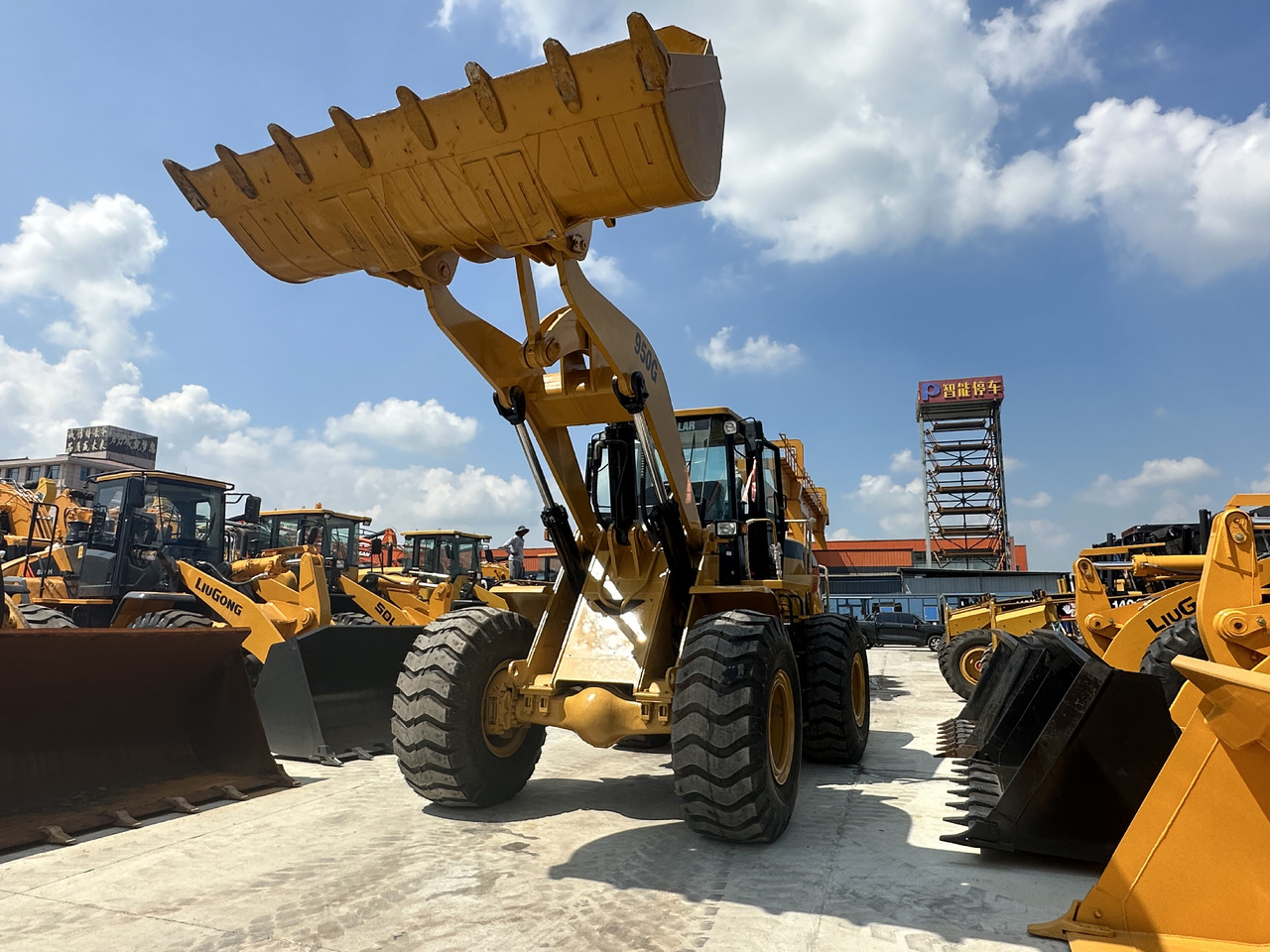 BACKHOE LOADER Used High Quality CAT 950G Wheel Loader on Hot Sale CAT in Stock for Sale - Carregadeira de rodas: foto 5 BACKHOE LOADER Used High Quality CAT 950G Wheel Loader on Hot Sale CAT in Stock for Sale - Carregadeira de rodas: foto 5