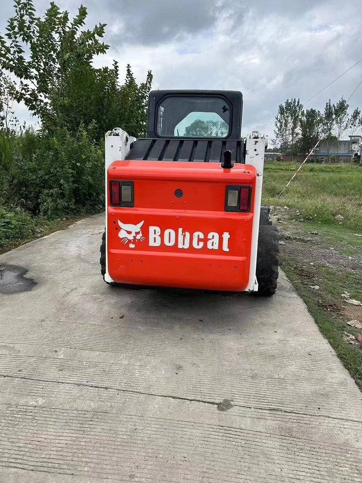 BOBCAT Second-hand Excellent Skidsteer Bobcat S160 - Mini carregadeira: foto 4 BOBCAT Second-hand Excellent Skidsteer Bobcat S160 - Mini carregadeira: foto 4