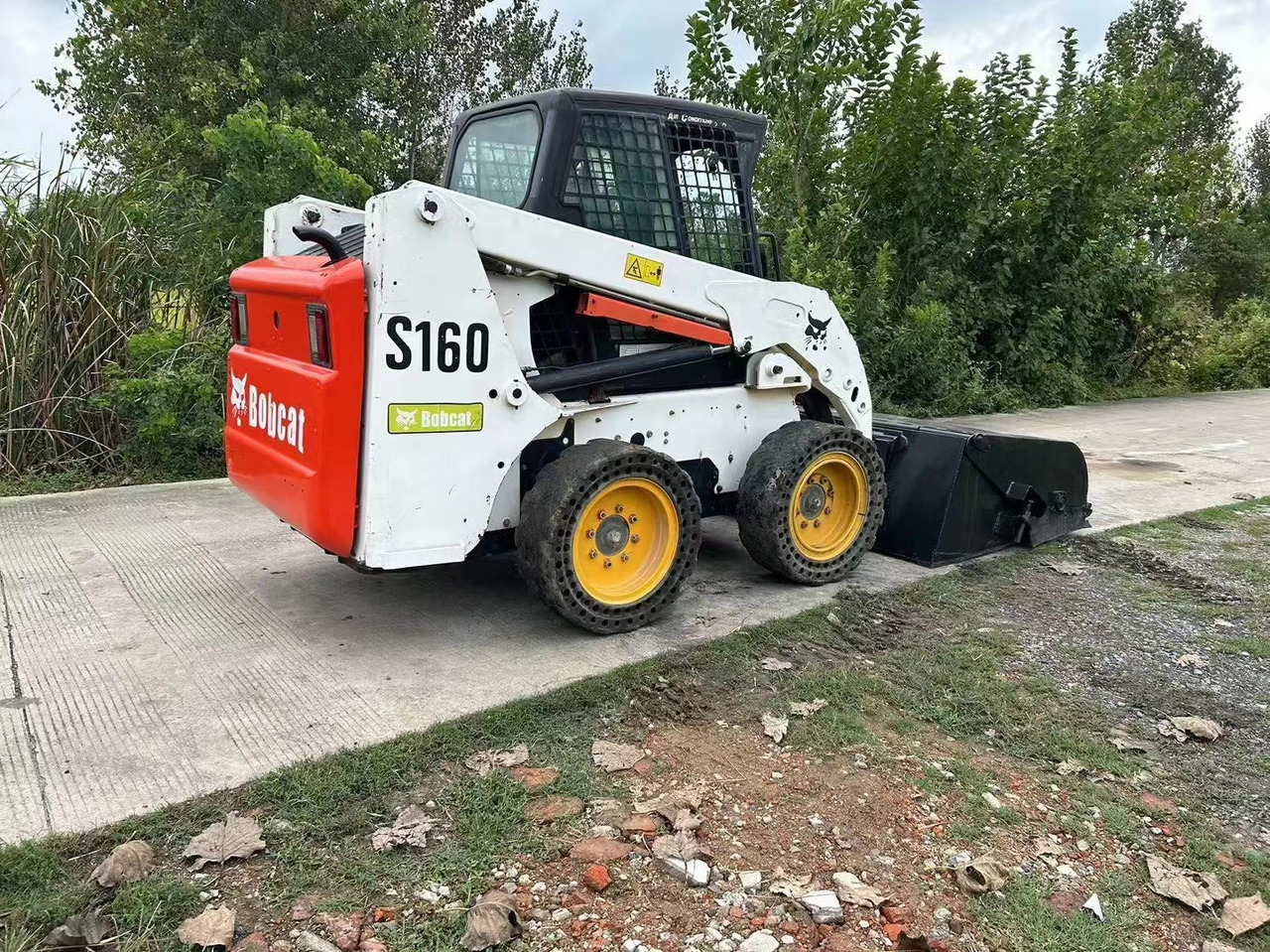 BOBCAT Second-hand Excellent Skidsteer Bobcat S160 - Mini carregadeira: foto 3 BOBCAT Second-hand Excellent Skidsteer Bobcat S160 - Mini carregadeira: foto 3