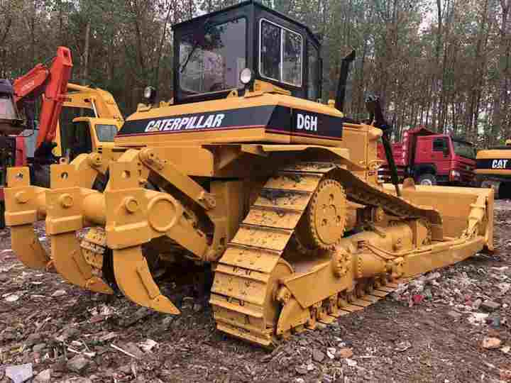 CAT High Quality Used Machinery , Original D6h Cat Bulldozer , Winch Attached Cat Bulldozer - Buldôzer: foto 4 CAT High Quality Used Machinery , Original D6h Cat Bulldozer , Winch Attached Cat Bulldozer - Buldôzer: foto 4