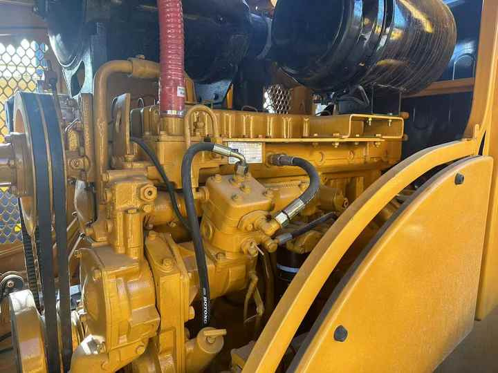 CAT brand 950h wheel loader on sale used cat 950 966 loader 18tons front wheel loader in stock - Buldôzer: foto 5 CAT brand 950h wheel loader on sale used cat 950 966 loader 18tons front wheel loader in stock - Buldôzer: foto 5