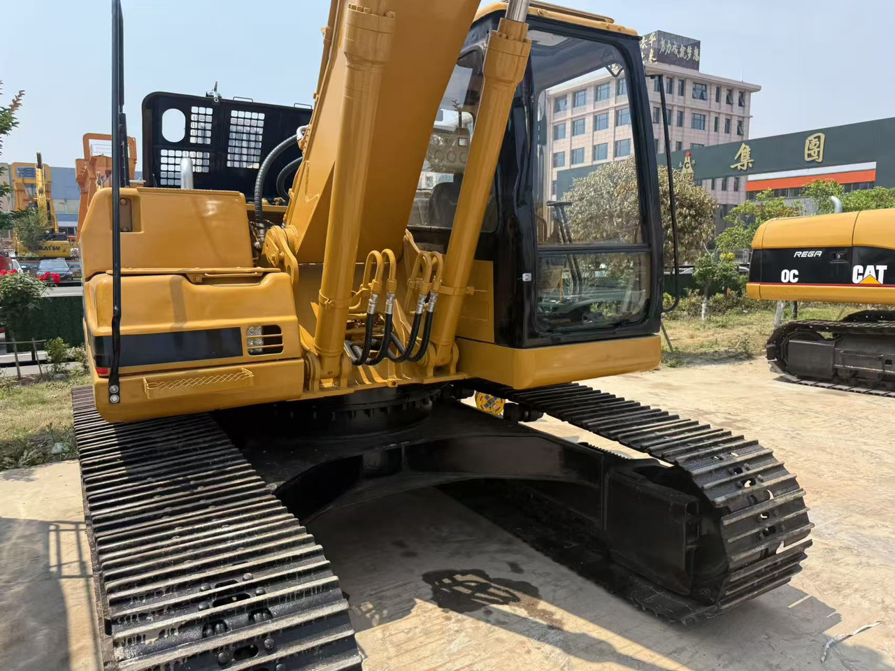 CATERPILLAR CRAWLER EXCAVATOR CAT 320B in Low Price for Hot Sale - Escavadora de rastos: foto 3 CATERPILLAR CRAWLER EXCAVATOR CAT 320B in Low Price for Hot Sale - Escavadora de rastos: foto 3
