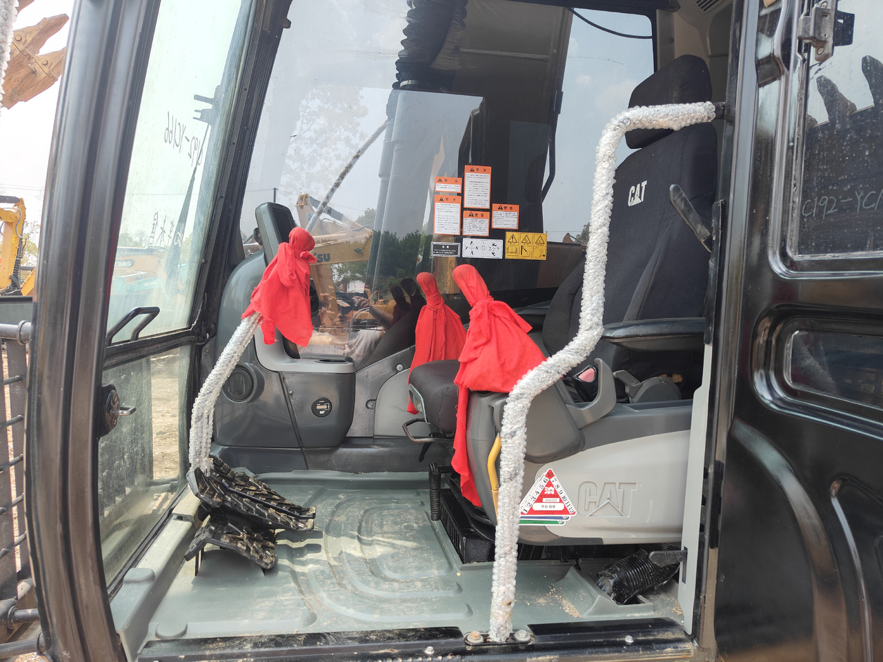 CATERPILLAR Used Excavator  312D CAT High Quality - Escavadora de rastos: foto 4 CATERPILLAR Used Excavator  312D CAT High Quality - Escavadora de rastos: foto 4