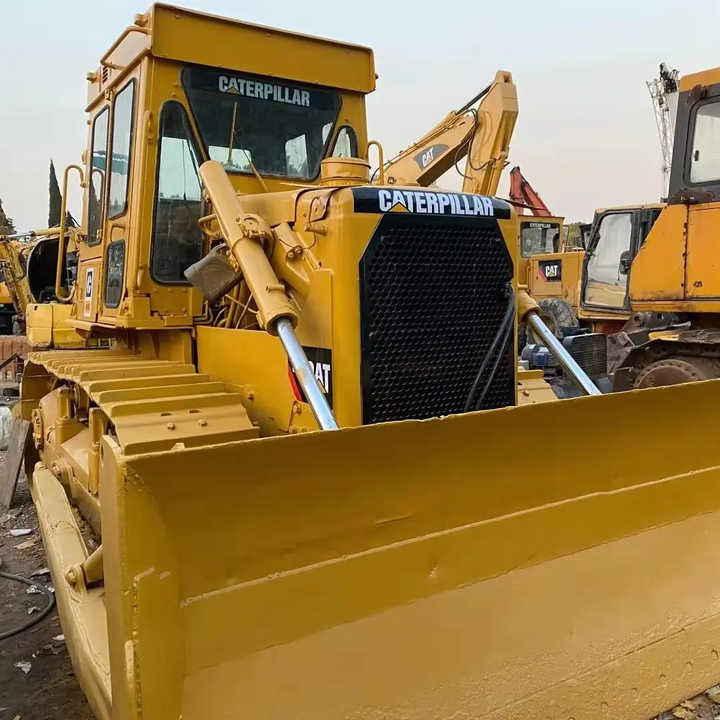 Good Condition D6D Mini Bulldozer New Crawler Bulldozer with Parts Price Bulldozers - Buldôzer: foto 2 Good Condition D6D Mini Bulldozer New Crawler Bulldozer with Parts Price Bulldozers - Buldôzer: foto 2