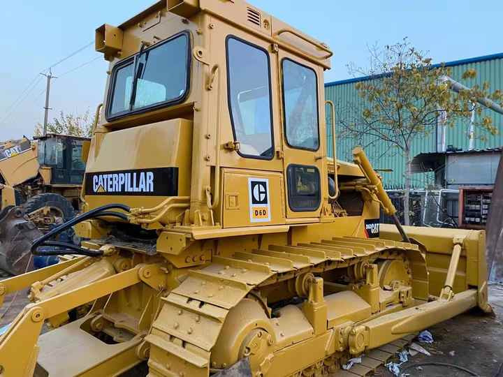 Good Condition D6D Mini Bulldozer New Crawler Bulldozer with Parts Price Bulldozers - Buldôzer: foto 4 Good Condition D6D Mini Bulldozer New Crawler Bulldozer with Parts Price Bulldozers - Buldôzer: foto 4