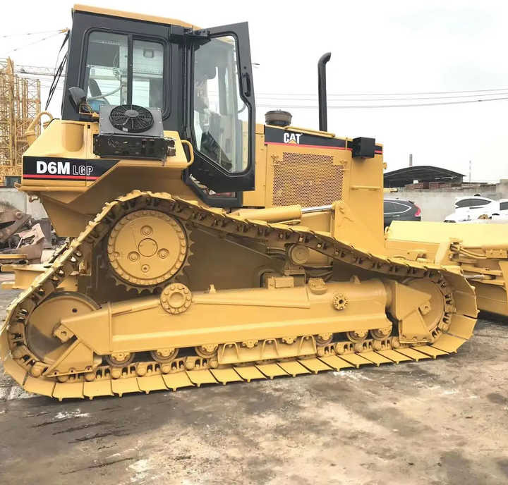 Good Condition D6m Mini Bulldozer New Crawler Bulldozer with Parts Price Bulldozers - Buldôzer: foto 2 Good Condition D6m Mini Bulldozer New Crawler Bulldozer with Parts Price Bulldozers - Buldôzer: foto 2