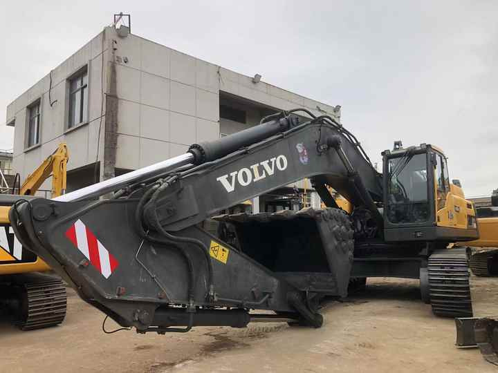 Good Condition VOLVO EC480DL Excavator Low Price Large Hydraulic Crawler Excavator volvo 480dl for Sale - Escavadeira: foto 3 Good Condition VOLVO EC480DL Excavator Low Price Large Hydraulic Crawler Excavator volvo 480dl for Sale - Escavadeira: foto 3