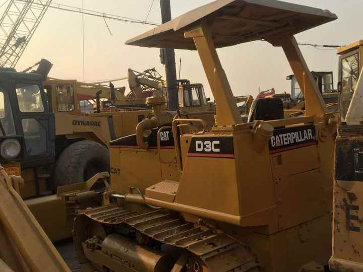 Mini CAT Bulldozer D3c D3 D3k D3m D4h D4m D4k D5h D5g D5k D5m Used Bulldozer with Ripper for Sale - Buldôzer: foto 3 Mini CAT Bulldozer D3c D3 D3k D3m D4h D4m D4k D5h D5g D5k D5m Used Bulldozer with Ripper for Sale - Buldôzer: foto 3