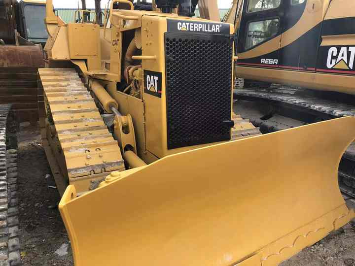 Nice Condition D4h Cat Bulldozer CAT Used Dozer for Sale - Buldôzer: foto 2 Nice Condition D4h Cat Bulldozer CAT Used Dozer for Sale - Buldôzer: foto 2