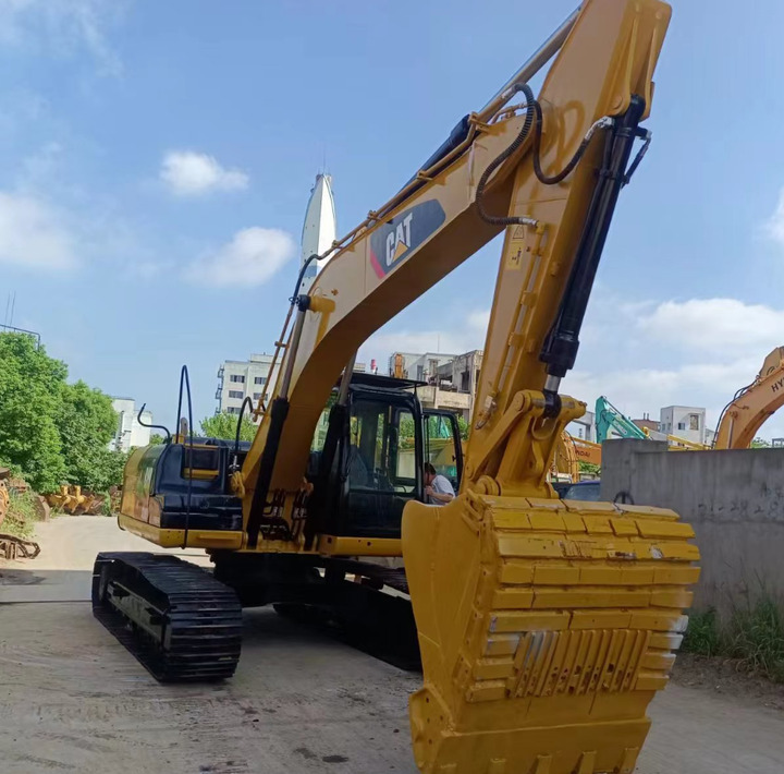 Original CAT 320D Used Excavators Machine CAT 320D 320B Crawler Excavator 20tons Construction Machinery Price - Escavadeira: foto 1 Original CAT 320D Used Excavators Machine CAT 320D 320B Crawler Excavator 20tons Construction Machinery Price - Escavadeira: foto 1