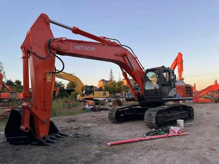 Original Japan Hitachi ZX350 Excavator Hitachi Excavator in Low Price for Hot Sale - Escavadora de rastos: foto 5 Original Japan Hitachi ZX350 Excavator Hitachi Excavator in Low Price for Hot Sale - Escavadora de rastos: foto 5