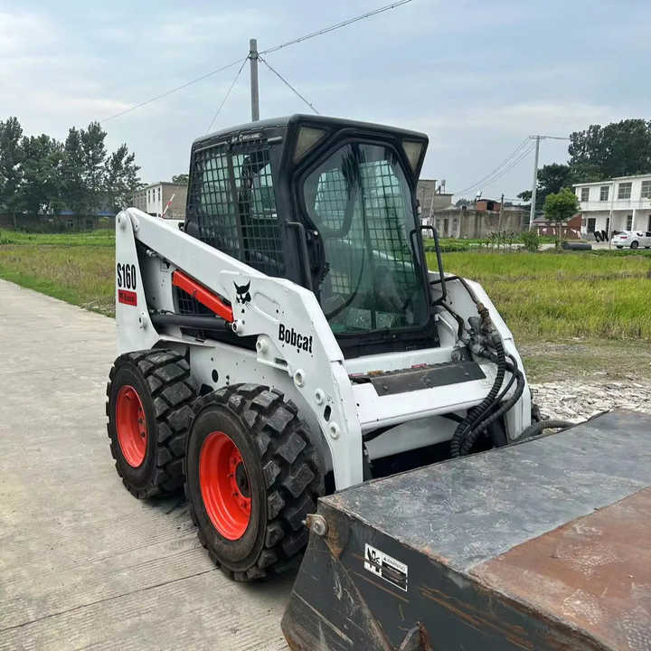 Used Bob Cat Bob Cat S160 Used Mini Skid Steer Wheel Loader Multifunctional Track Loaders Bobcat S160 2.7 Ton - Carregadeira de rodas: foto 1 Used Bob Cat Bob Cat S160 Used Mini Skid Steer Wheel Loader Multifunctional Track Loaders Bobcat S160 2.7 Ton - Carregadeira de rodas: foto 1