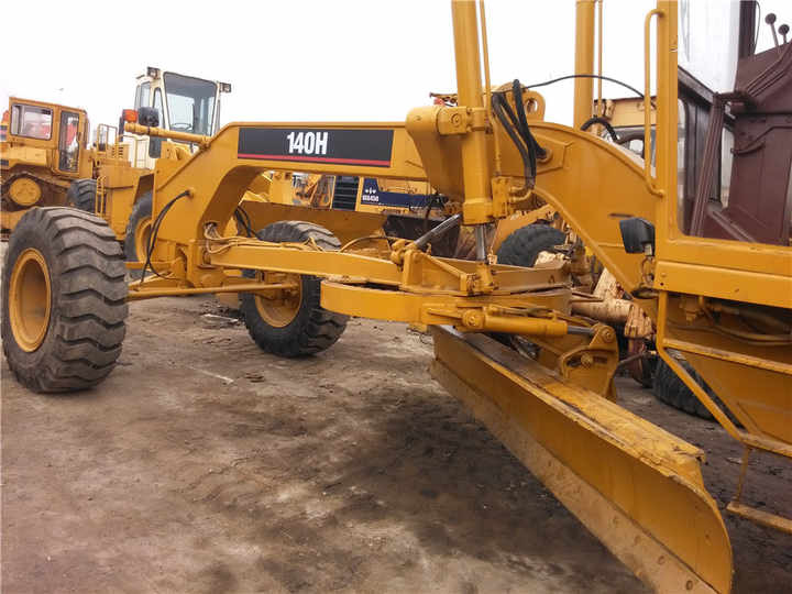 Used Caterpillar CAT 140H Land Road Motor Grader CAT140 CAT140H Used Grader Cheap Price for Sale - Motoniveladora: foto 5 Used Caterpillar CAT 140H Land Road Motor Grader CAT140 CAT140H Used Grader Cheap Price for Sale - Motoniveladora: foto 5