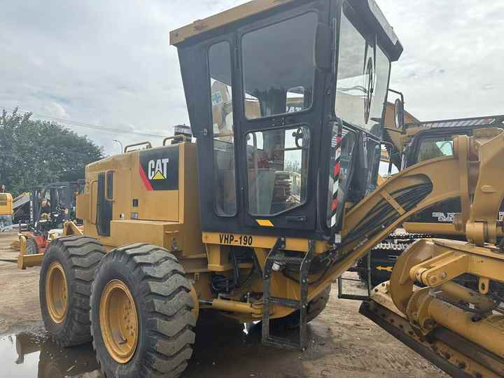 Used Caterpillar CAT 140k Land Road Motor Grader CAT140k Used Grader Cheap Price for Sale - Motoniveladora: foto 5 Used Caterpillar CAT 140k Land Road Motor Grader CAT140k Used Grader Cheap Price for Sale - Motoniveladora: foto 5