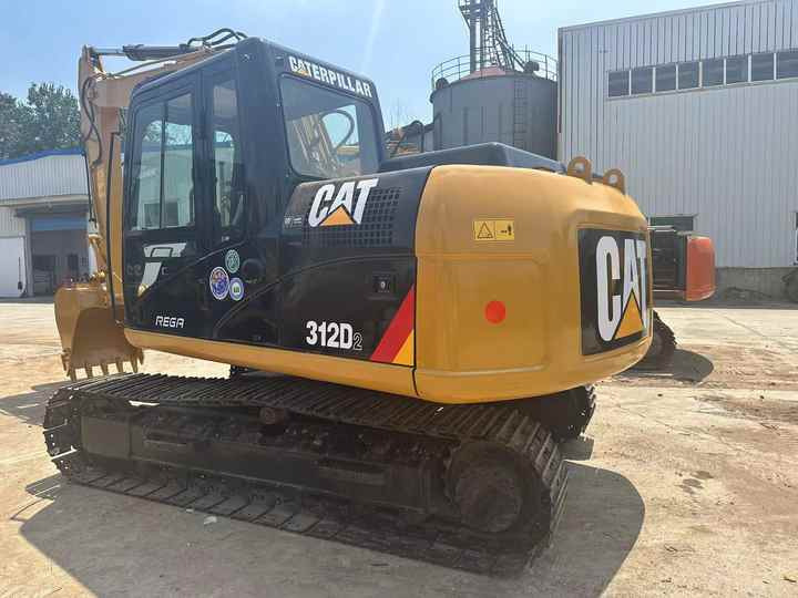 Used Caterpillar Cat312D2 Excavator Original Japan Heavy Machinery Caterpillar 312D2 Excavator for Sale - Escavadora de rastos: foto 4 Used Caterpillar Cat312D2 Excavator Original Japan Heavy Machinery Caterpillar 312D2 Excavator for Sale - Escavadora de rastos: foto 4