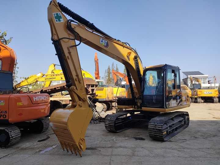 Used Caterpillar Cat312D2GC Excavator Original Japan Heavy Machinery Caterpillar for Sale - Escavadora de rastos: foto 3 Used Caterpillar Cat312D2GC Excavator Original Japan Heavy Machinery Caterpillar for Sale - Escavadora de rastos: foto 3