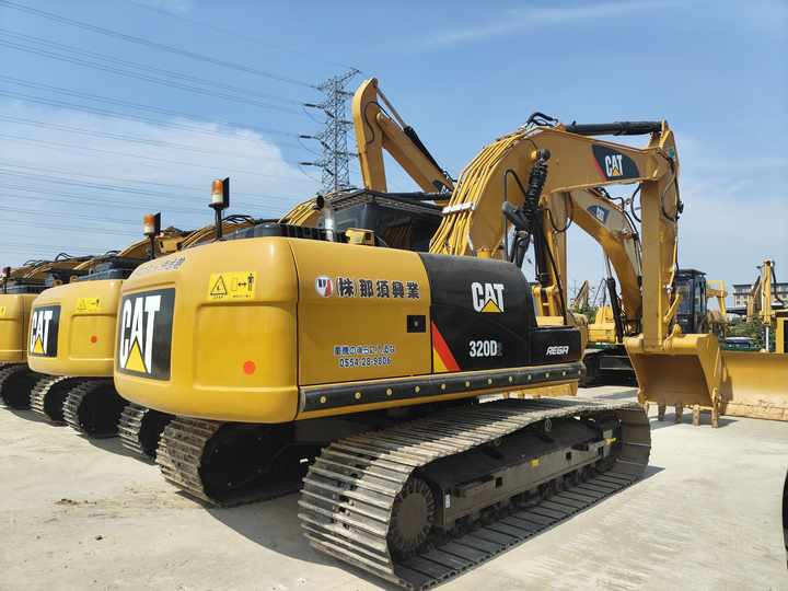 Used Excavator Catterpiller Cat320D with Wide Track Shoe Hot Sale Used Engineering & Construction Machinery - Escavadeira: foto 4 Used Excavator Catterpiller Cat320D with Wide Track Shoe Hot Sale Used Engineering & Construction Machinery - Escavadeira: foto 4