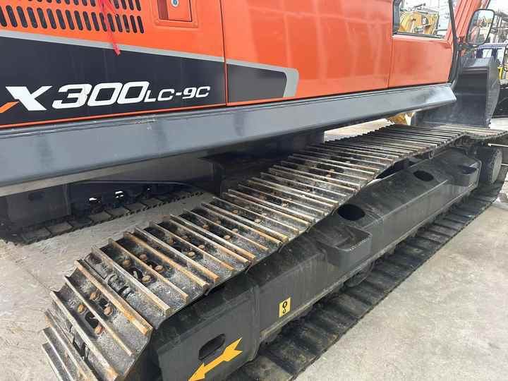 Used Excavator Doosan DX300 Excavators Mini Equipment Earth Moving Machinery Doosan Digger Excavator for Sale - Escavadora de rastos: foto 5 Used Excavator Doosan DX300 Excavators Mini Equipment Earth Moving Machinery Doosan Digger Excavator for Sale - Escavadora de rastos: foto 5
