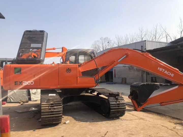 Used Excavator Hitachi Ex200 for Sale, Original Excavator - Escavadora de rastos: foto 5 Used Excavator Hitachi Ex200 for Sale, Original Excavator - Escavadora de rastos: foto 5