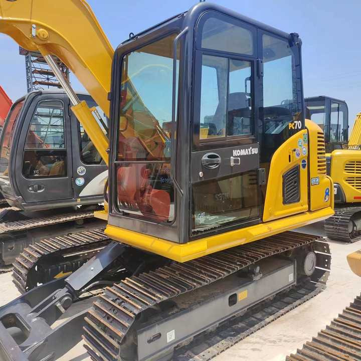 Used Excavator KOMATSU PC70-8 Construction Machinery Excavator PC70-8 PC60 PC70 Excavators for Sale at Negotiable Price - Mini escavadeira: foto 1 Used Excavator KOMATSU PC70-8 Construction Machinery Excavator PC70-8 PC60 PC70 Excavators for Sale at Negotiable Price - Mini escavadeira: foto 1