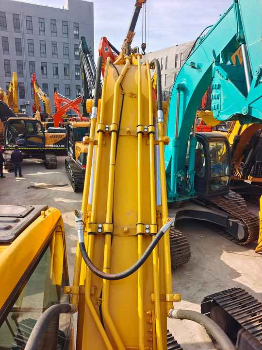Used Good Quality Japan Original PC200-7 in Good Condition PC200-7 Komatsu - Escavadora de rastos: foto 3 Used Good Quality Japan Original PC200-7 in Good Condition PC200-7 Komatsu - Escavadora de rastos: foto 3