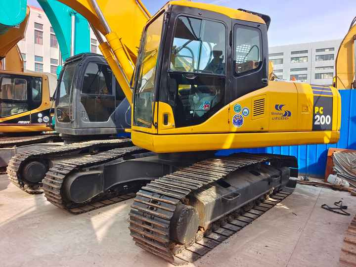 Used Good Quality Japan Original PC200-7 in Good Condition PC200-7 Komatsu - Escavadora de rastos: foto 2 Used Good Quality Japan Original PC200-7 in Good Condition PC200-7 Komatsu - Escavadora de rastos: foto 2