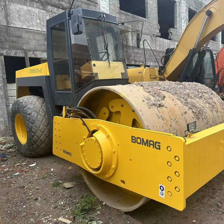Used Heavy Construction Equipment BW217D Second Hand Road Rollers Used Machine Hot Sale - Compactador de asfalto: foto 1 Used Heavy Construction Equipment BW217D Second Hand Road Rollers Used Machine Hot Sale - Compactador de asfalto: foto 1