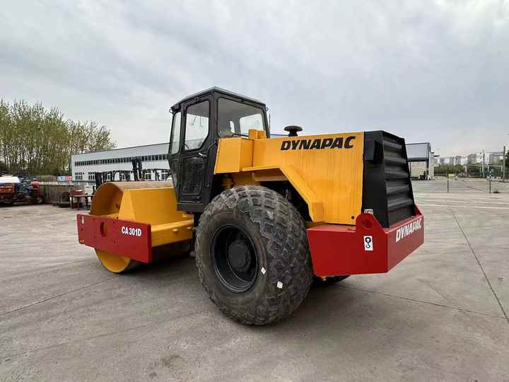 Used Heavy Construction Equipment Dynapac Ca301d Second Hand Road Rollers Used Machine Hot Sale - Compactador de asfalto: foto 4 Used Heavy Construction Equipment Dynapac Ca301d Second Hand Road Rollers Used Machine Hot Sale - Compactador de asfalto: foto 4