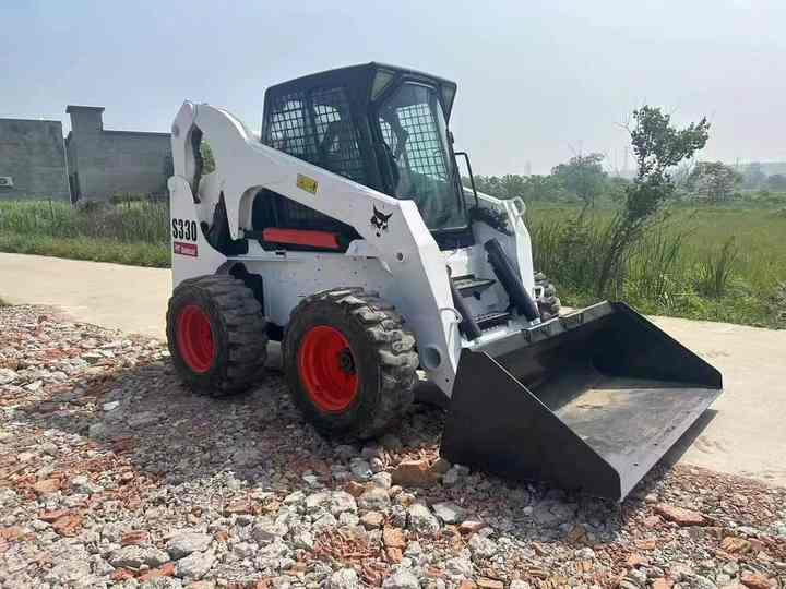 Used Heavy Construction Equipment bobcat S330 Second Hand Skid Steers Used Machine Hot Sale - Mini carregadeira: foto 2 Used Heavy Construction Equipment bobcat S330 Second Hand Skid Steers Used Machine Hot Sale - Mini carregadeira: foto 2
