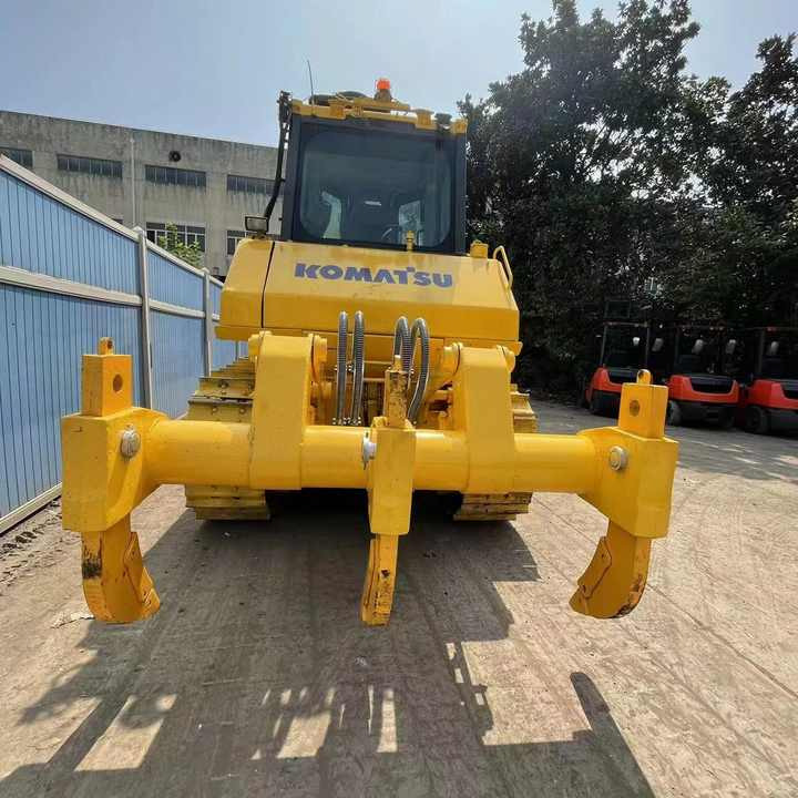 Used Komatsu Bulldozer D65ex Strong Power Komatsu D65ex Track Dozer for Sale - Buldôzer: foto 5 Used Komatsu Bulldozer D65ex Strong Power Komatsu D65ex Track Dozer for Sale - Buldôzer: foto 5